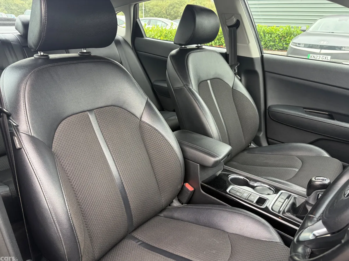 Kia Optima Saloon, Diesel, 2016, Black