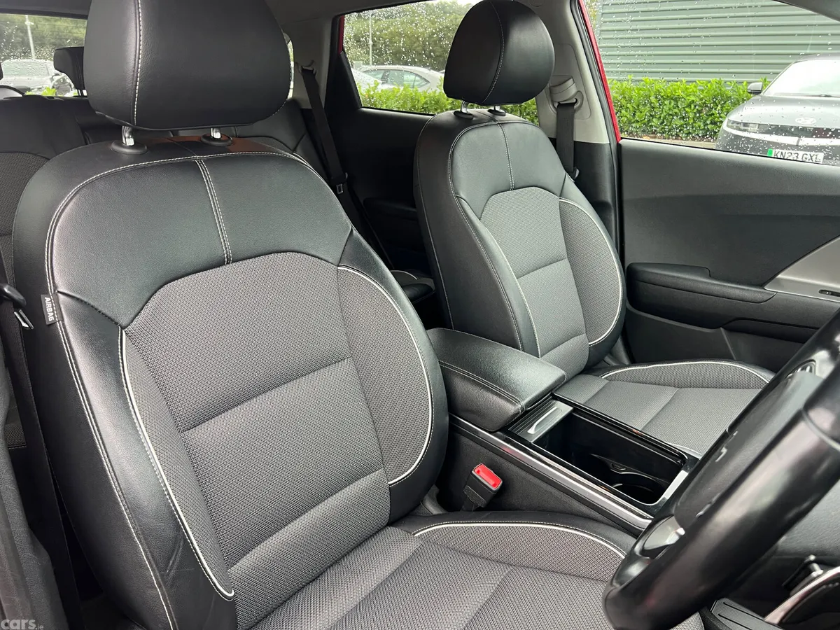Kia e-Niro SUV, Electric, 2022, Red