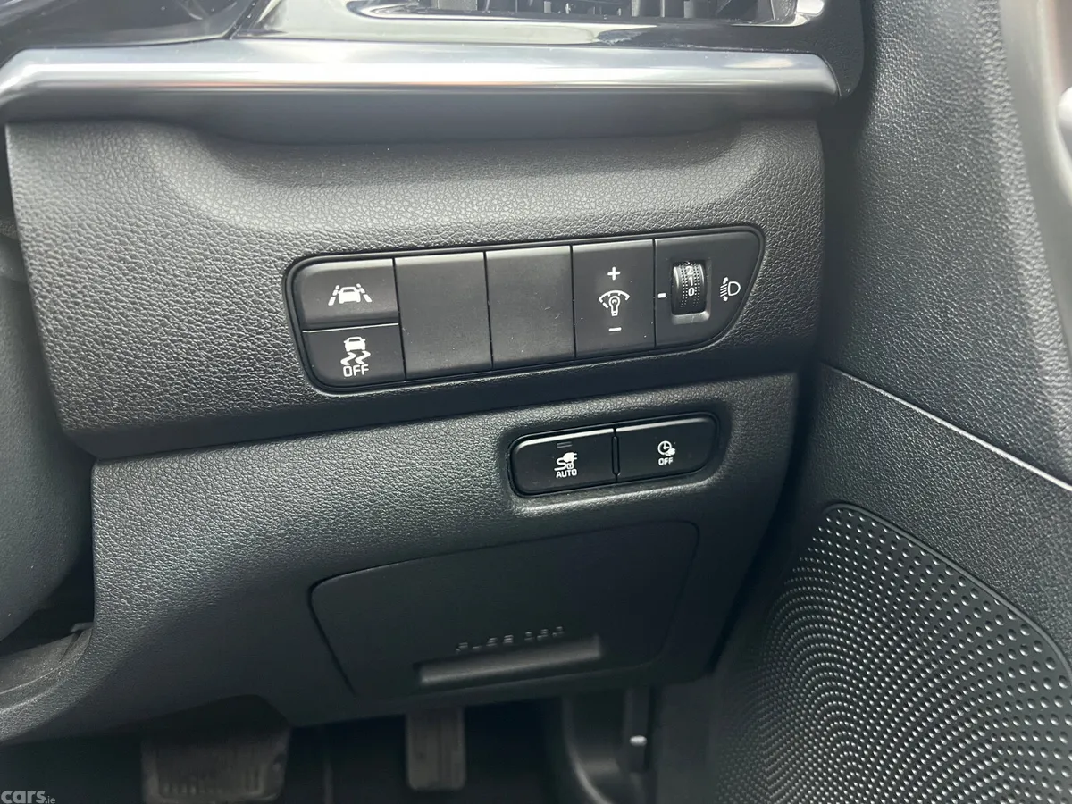 Kia e-Niro SUV, Electric, 2022, Red