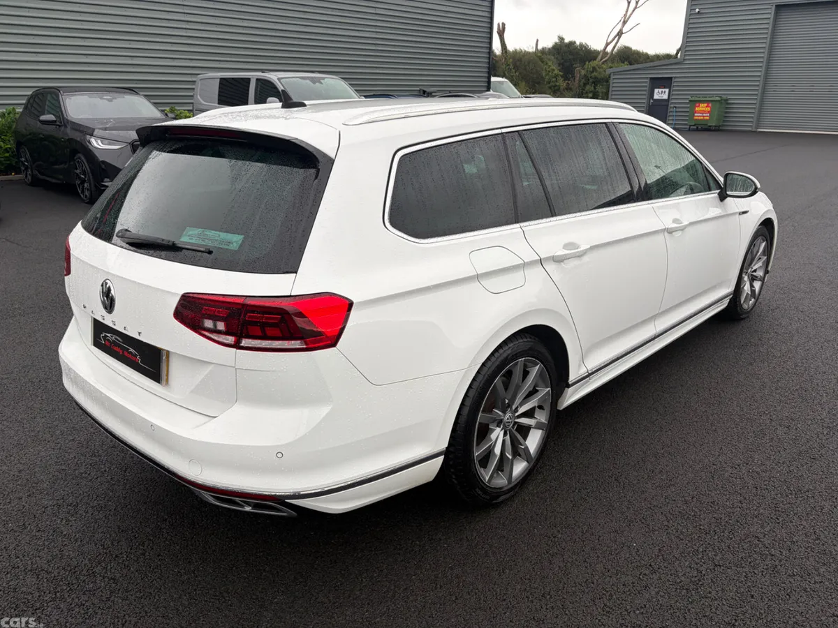 Volkswagen Passat Estate, Diesel, 2020, White