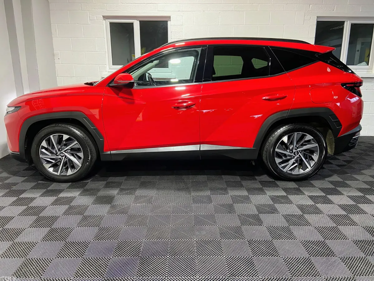 Hyundai Tucson SUV, Diesel, 2022, Red