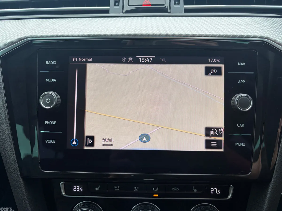 Volkswagen Passat Estate, Diesel, 2020, White