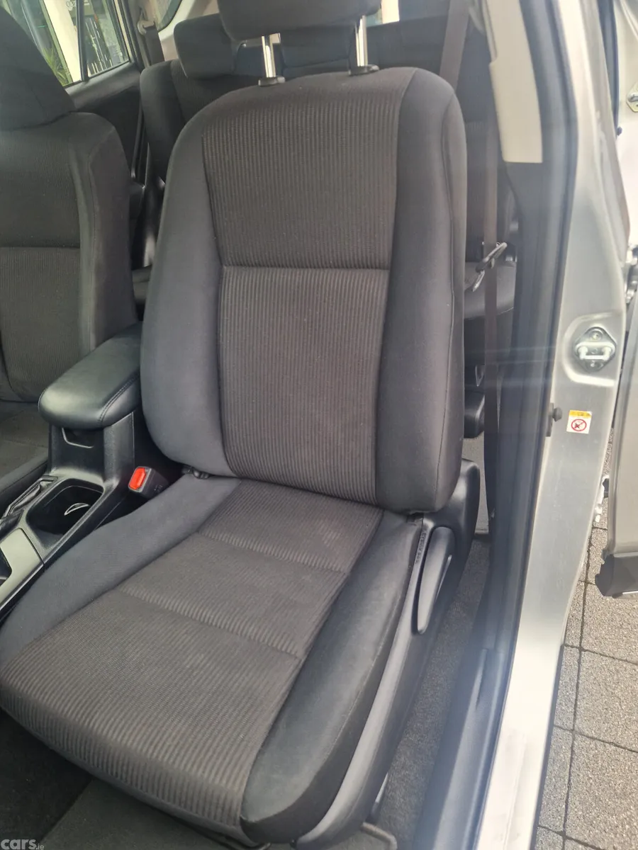 Toyota RAV4 SUV, Diesel, 2018, Grey