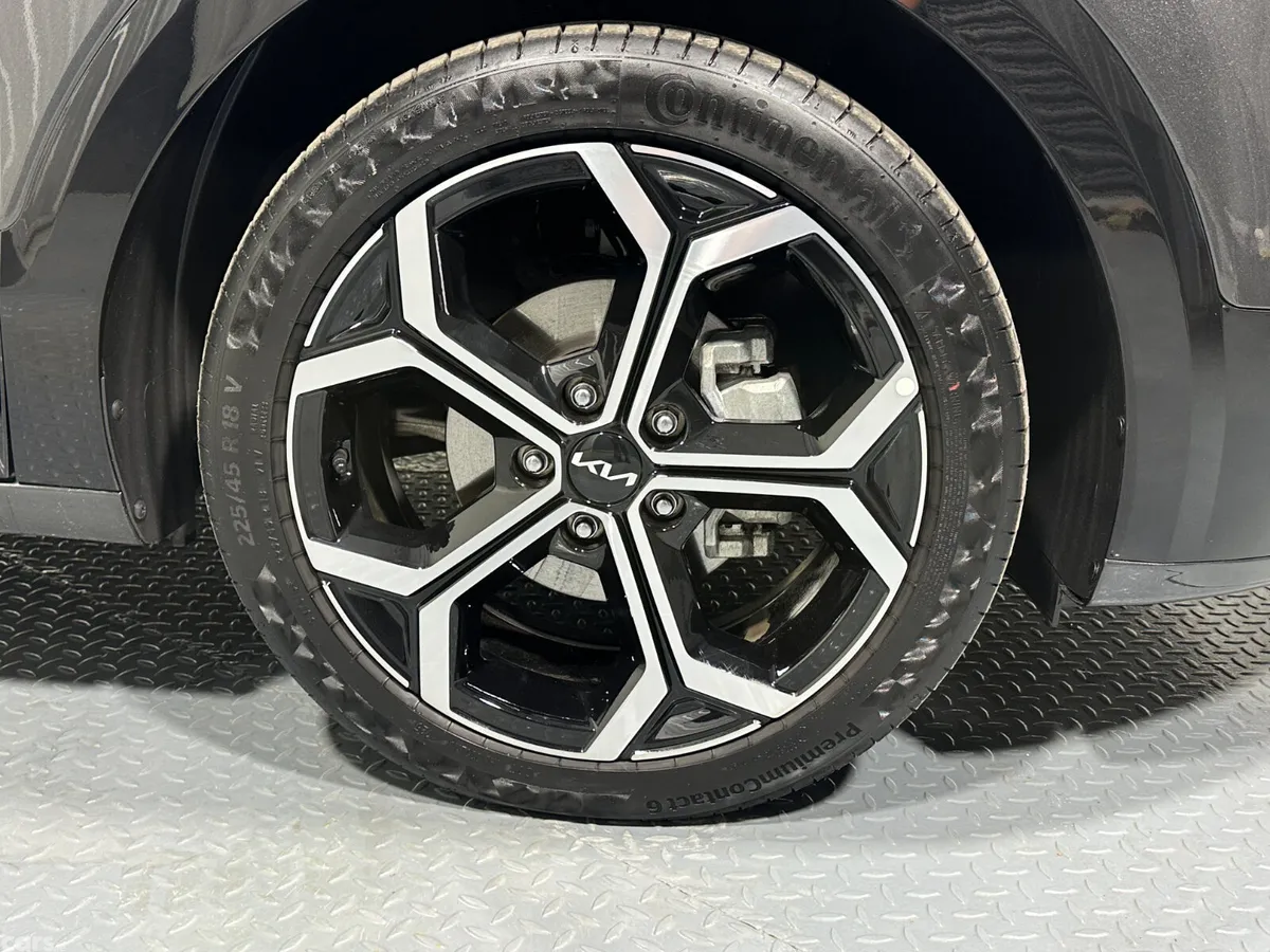 Kia Niro SUV, Petrol Plug-in Hybrid, 2026, Grey