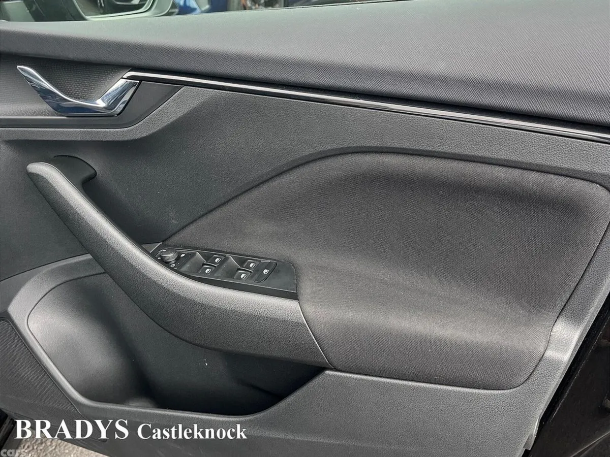 Skoda Kamiq Hatchback, Petrol, 2024, Black