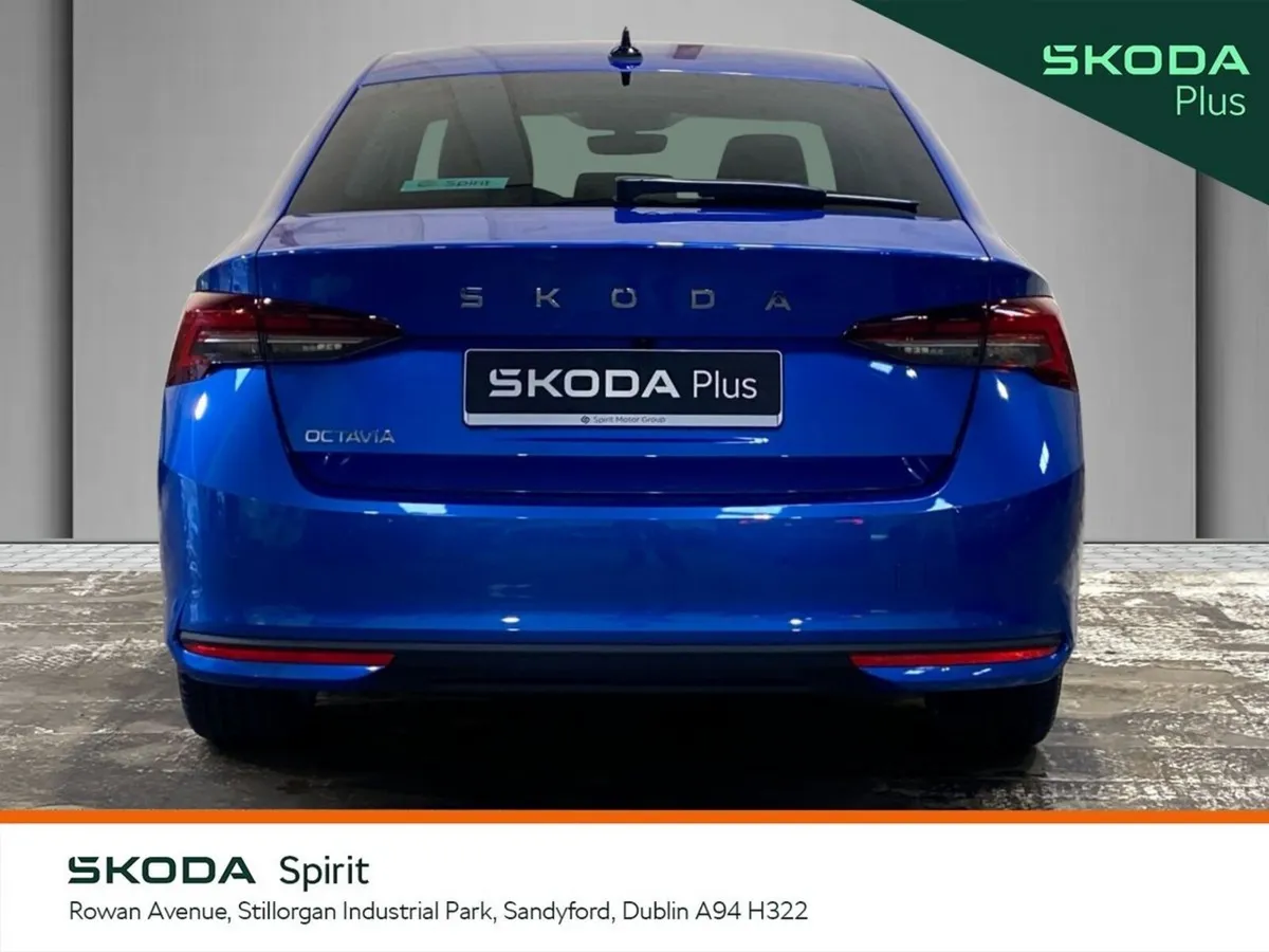 Skoda Octavia Saloon, Diesel, 2025, Blue
