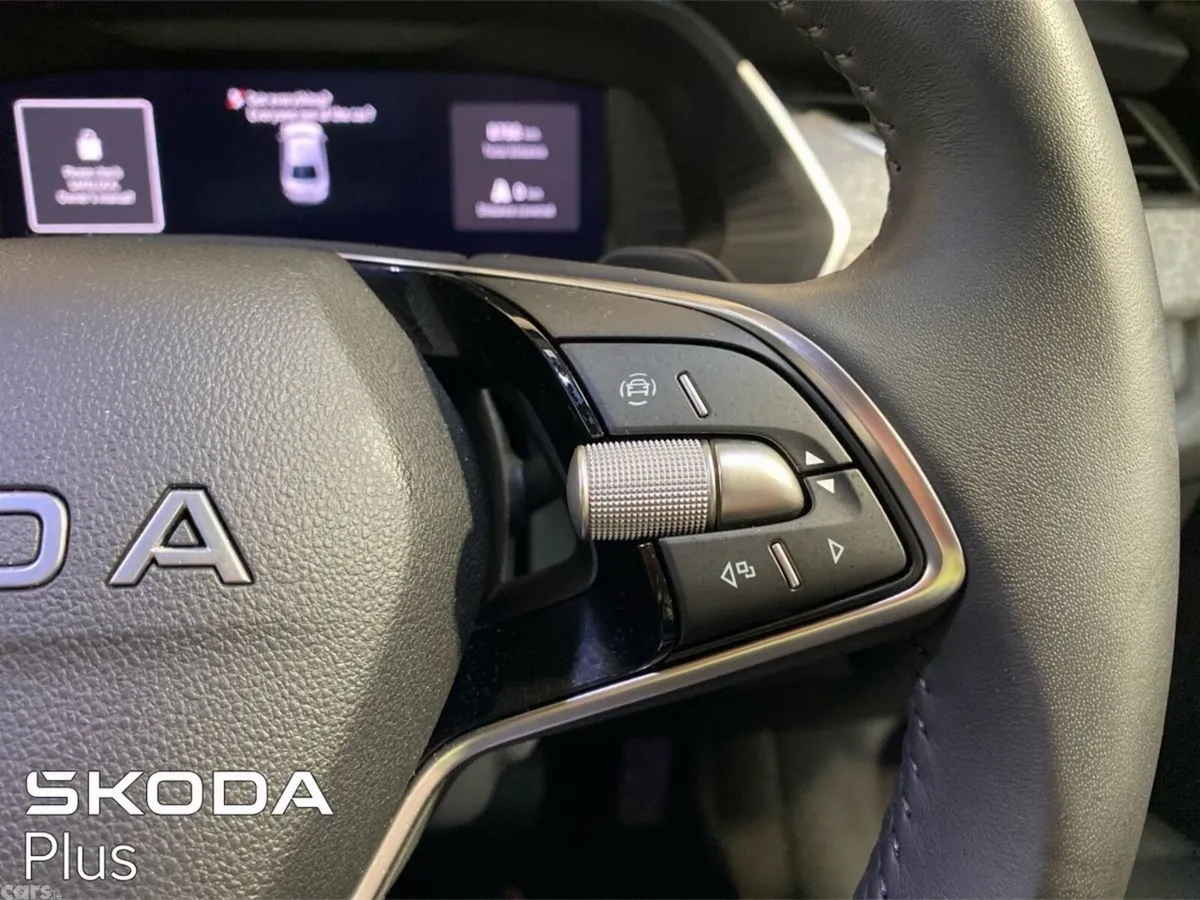 Skoda Octavia Saloon, Diesel, 2025, Blue