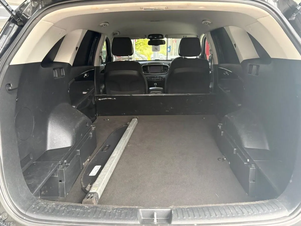 Kia Sorento Hatchback, Diesel, 2017, Black