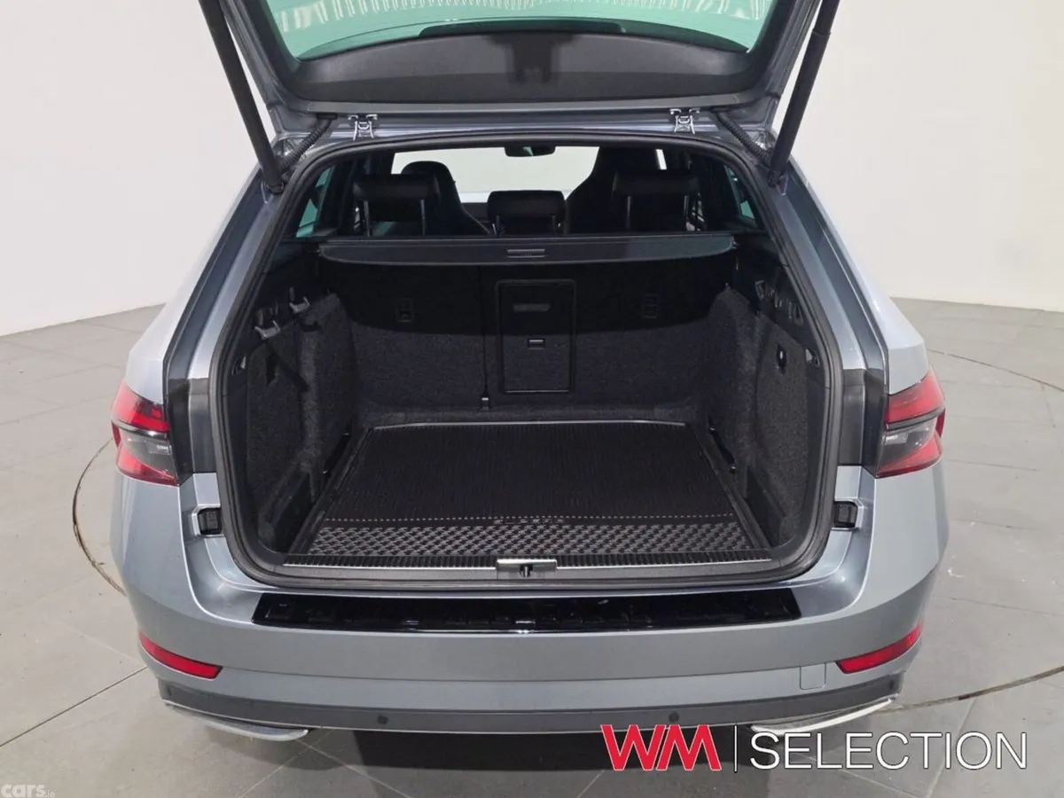 Skoda Superb Estate, Diesel, 2021, Grey