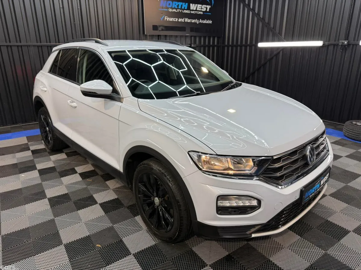 Volkswagen T-Roc SUV, Diesel, 2019, Silver