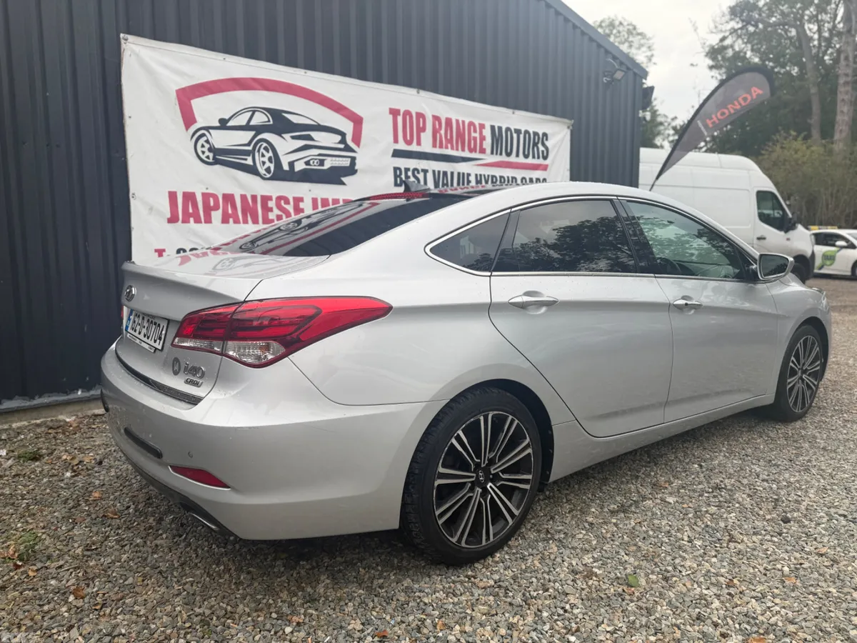 Hyundai i40 Saloon, Diesel, 2016, Silver
