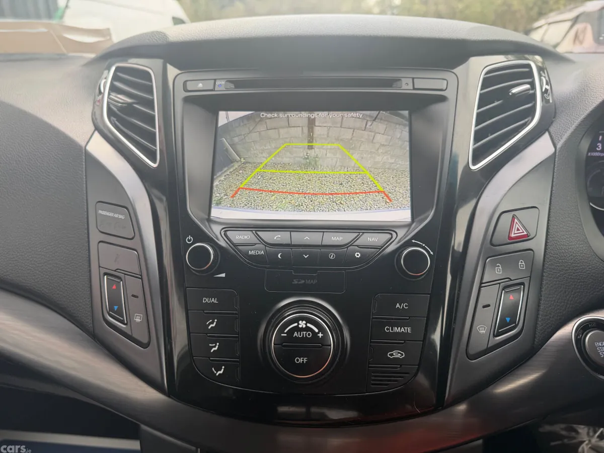 Hyundai i40 Saloon, Diesel, 2016, Silver
