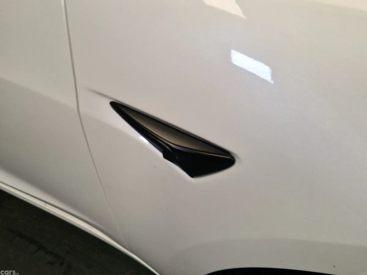 Tesla Model 3 Saloon, Electric, 2022, White