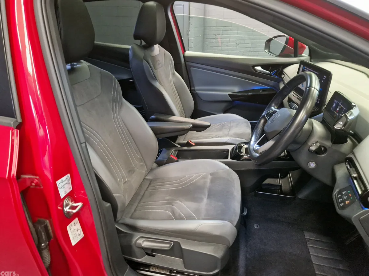 Volkswagen ID.5 Estate, Electric, 2022, Red