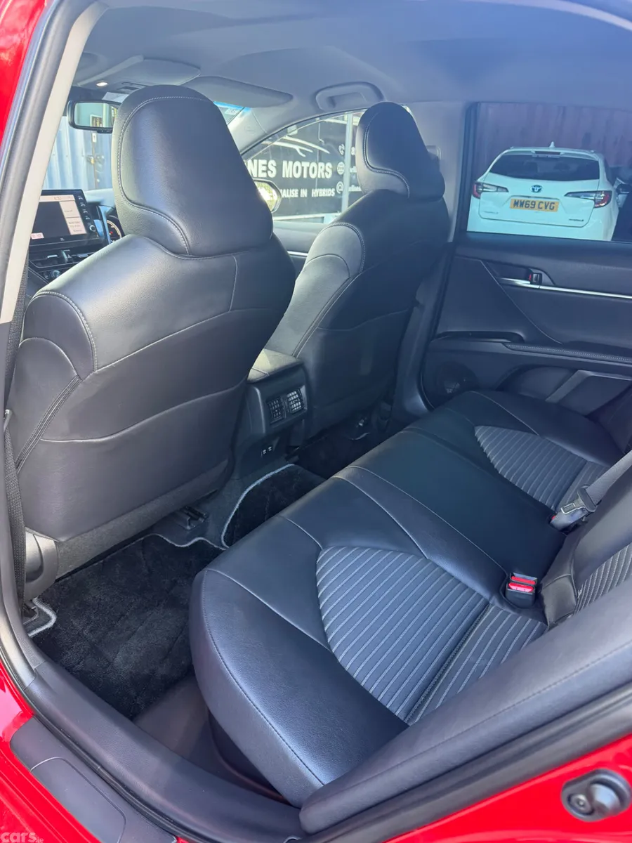 Toyota Camry Saloon, Petrol Hybrid, 2022, Red