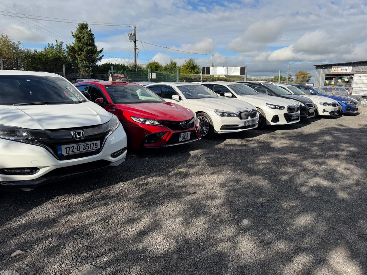 Toyota Camry Saloon, Petrol Hybrid, 2022, Red