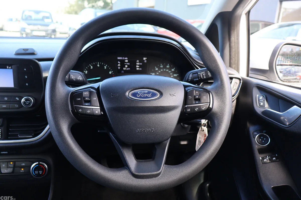 Ford Fiesta Hatchback, Petrol, 2018, White