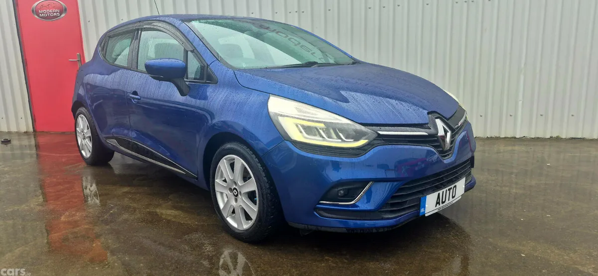 Renault Clio Hatchback, Petrol, 2017, Blue
