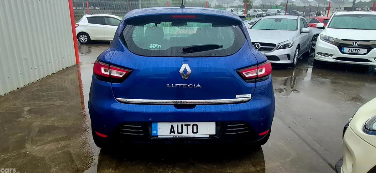 Renault Clio Hatchback, Petrol, 2017, Blue