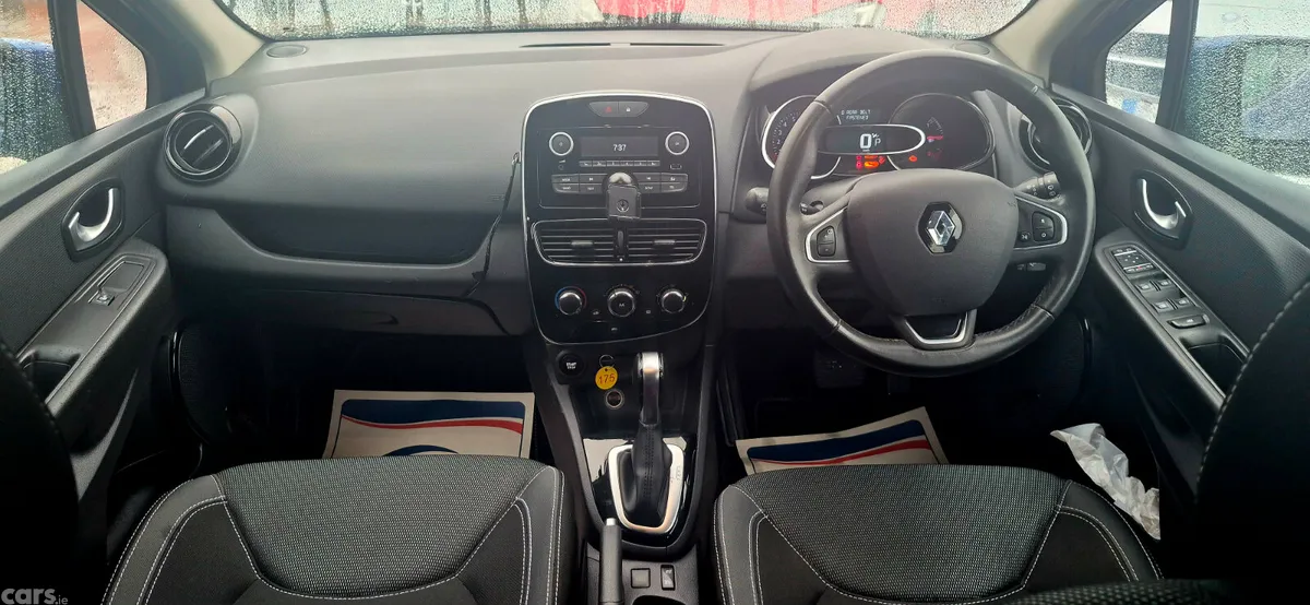 Renault Clio Hatchback, Petrol, 2017, Blue
