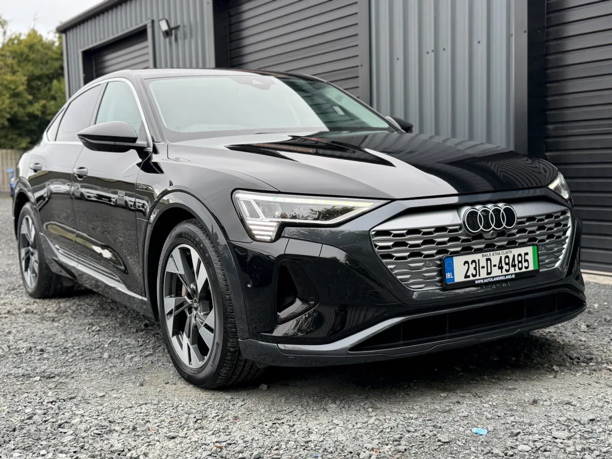 Audi Q8 e-tron SUV, Electric, 2023, Black
