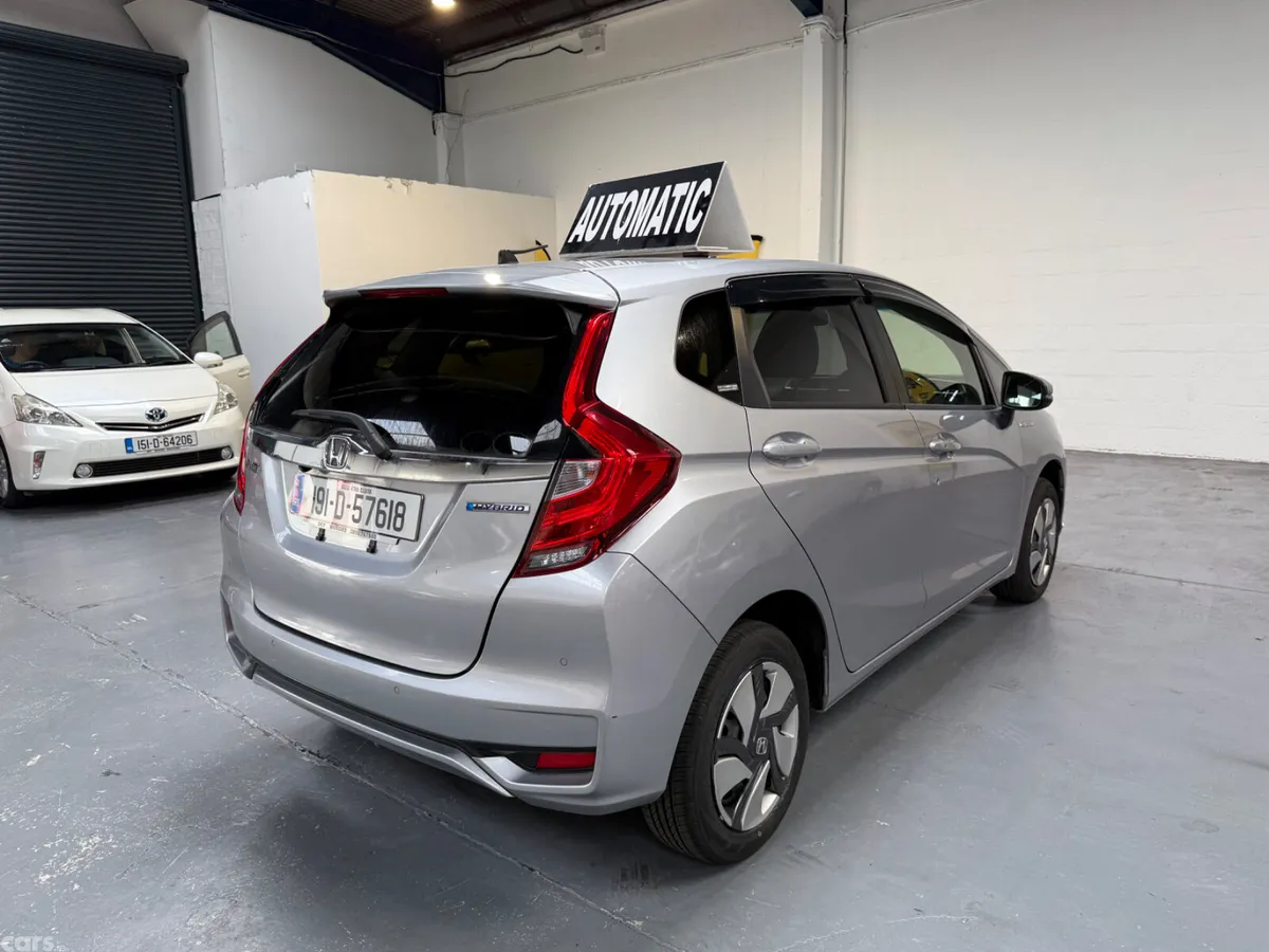 Honda Fit Hatchback, Petrol Hybrid, 2019, Silver