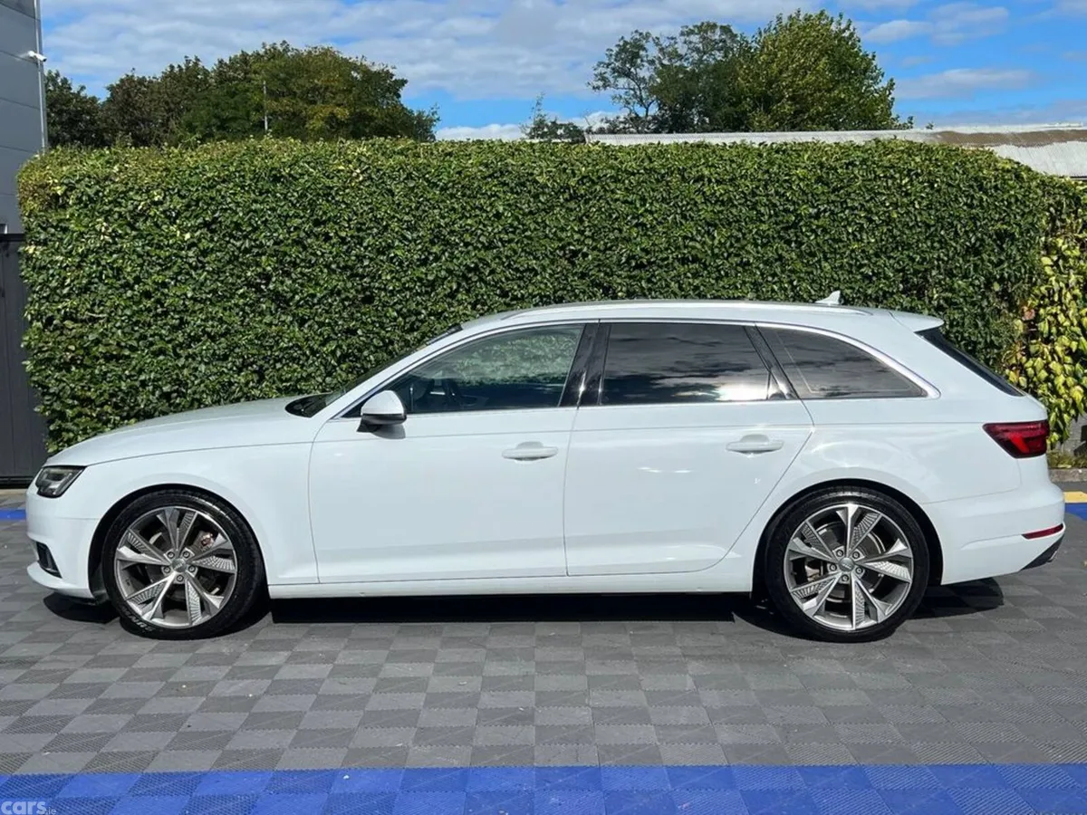 Audi A4 Estate, Petrol, 2017, White