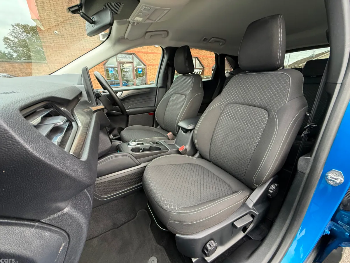 Ford Kuga SUV, Petrol Plug-in Hybrid, 2024, Blue