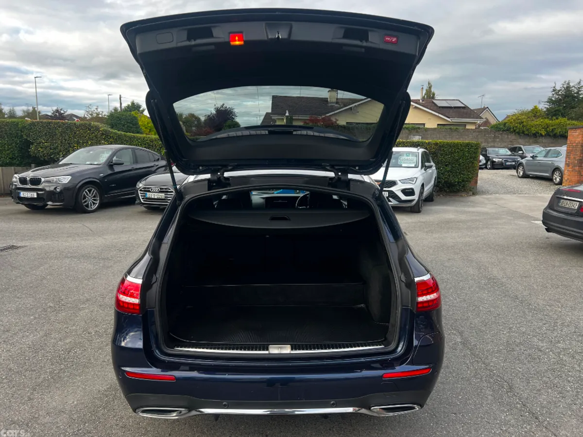 Mercedes-Benz E-Class Estate, Diesel Plug-in Hybrid, 2022, Blue