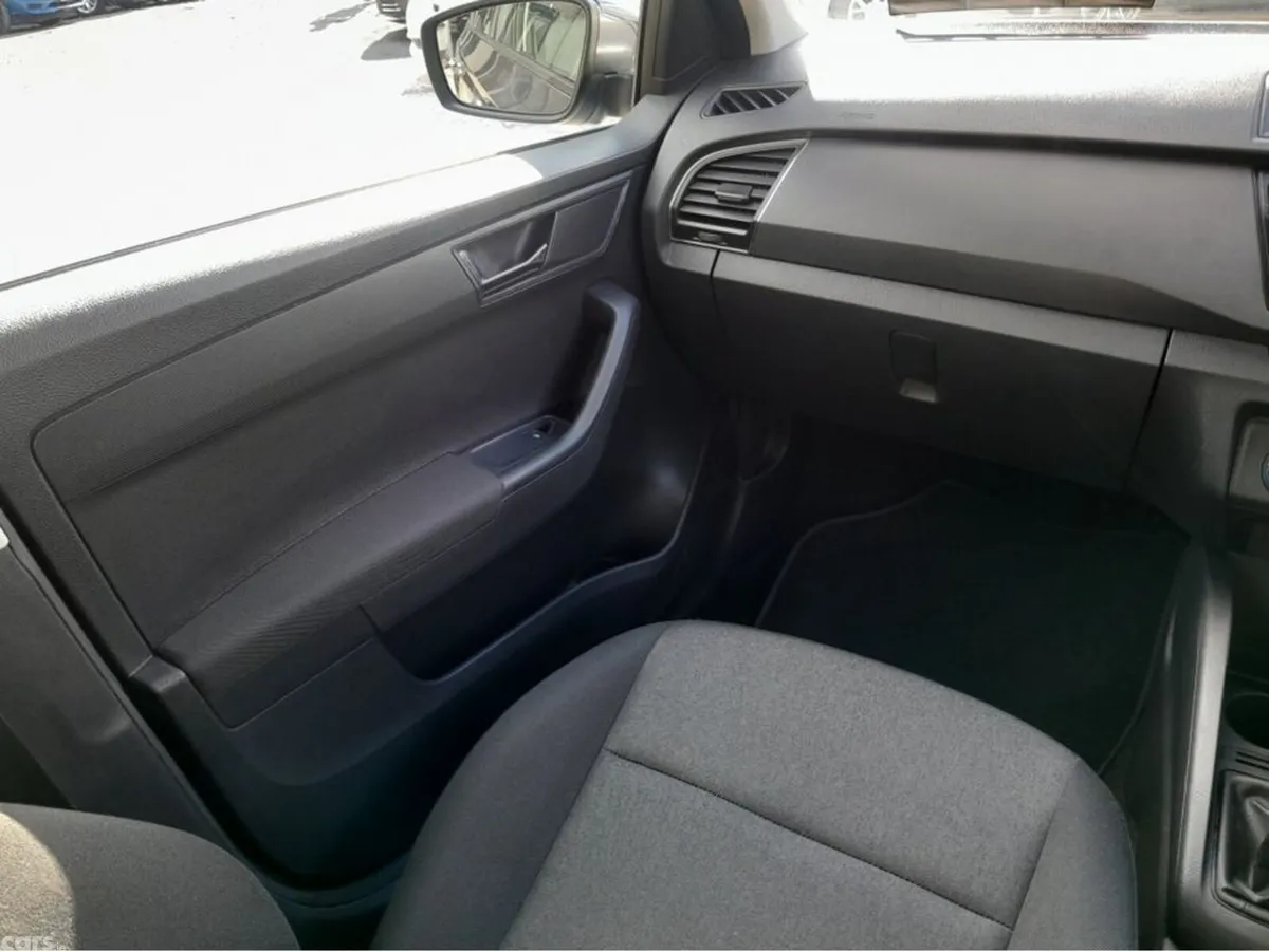 Skoda Fabia Hatchback, Petrol, 2020, Grey