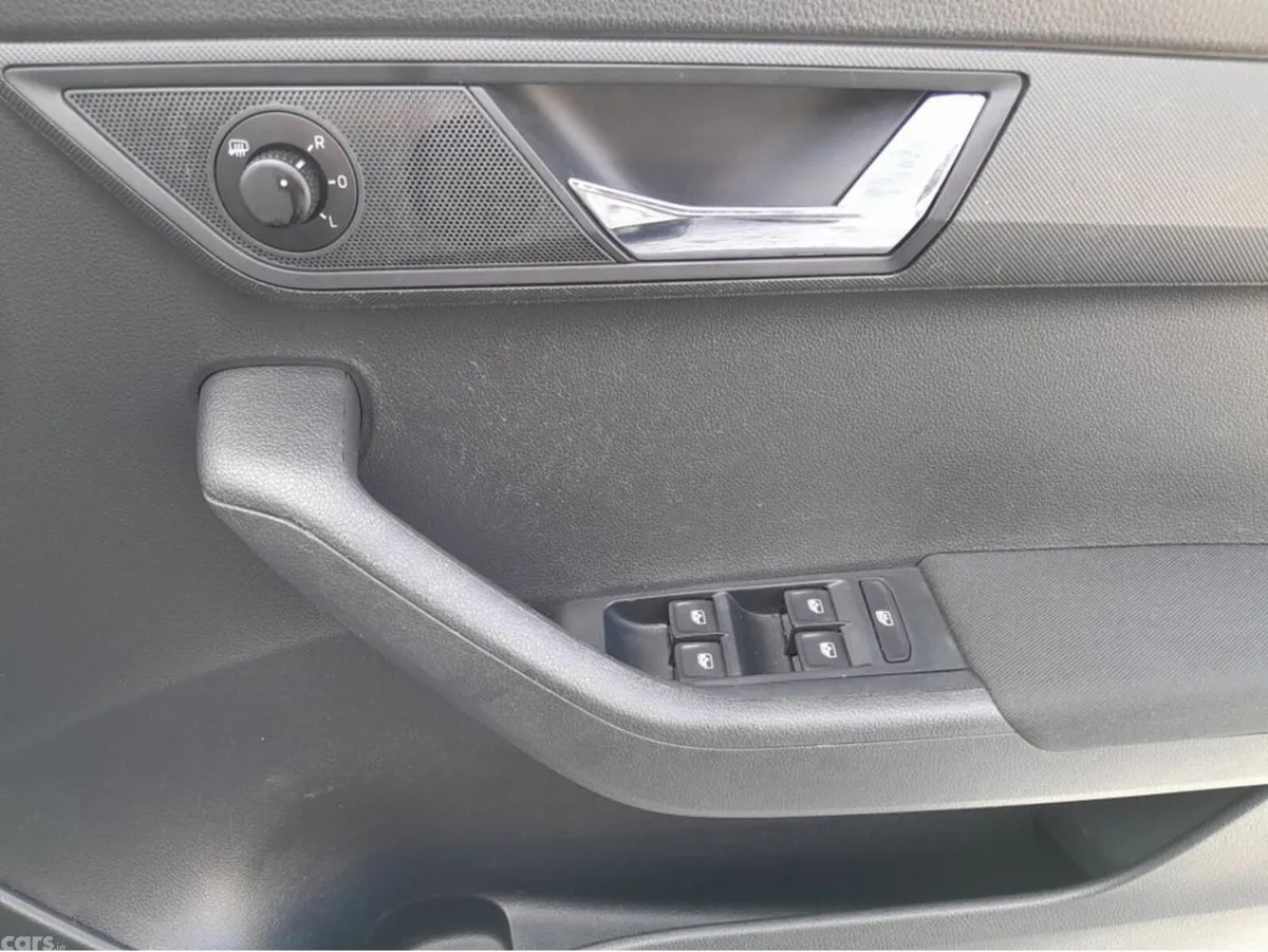 Skoda Fabia Hatchback, Petrol, 2020, Grey