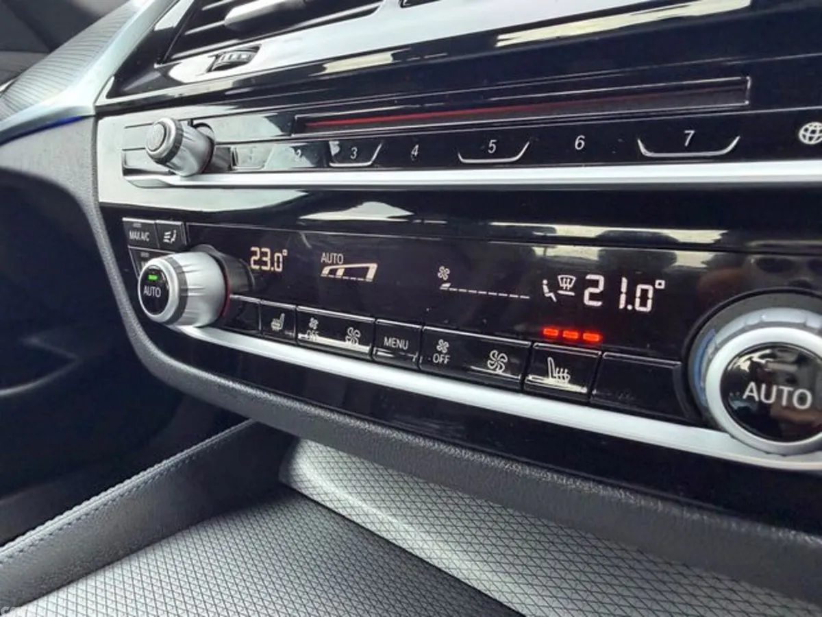 BMW 5-Series Saloon, Petrol Plug-in Hybrid, 2018, Grey