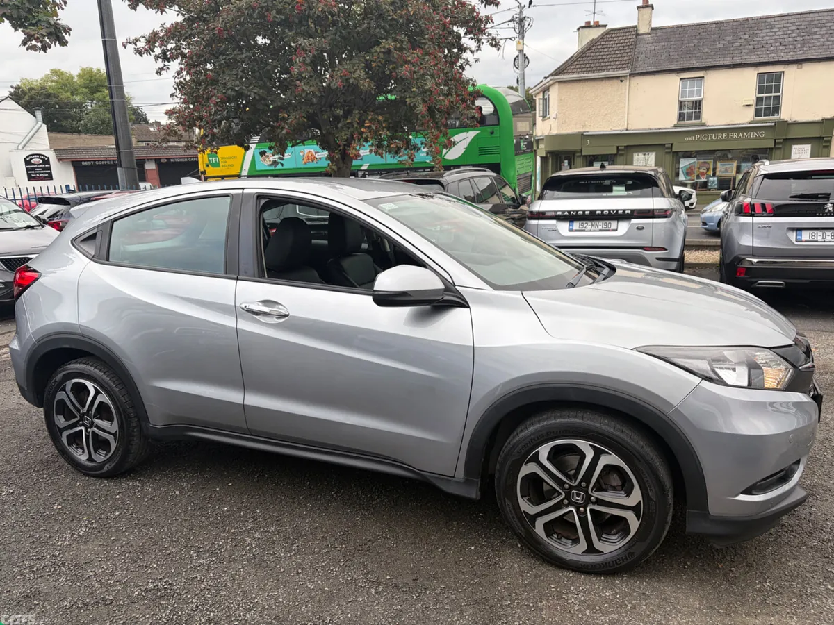 Honda HR-V SUV, Petrol, 2017, Grey