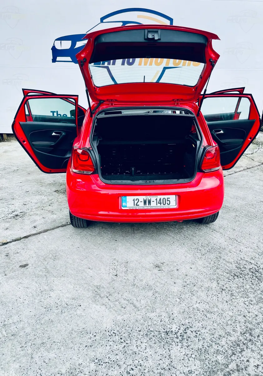 Volkswagen Polo Hatchback, Petrol, 2012, Red