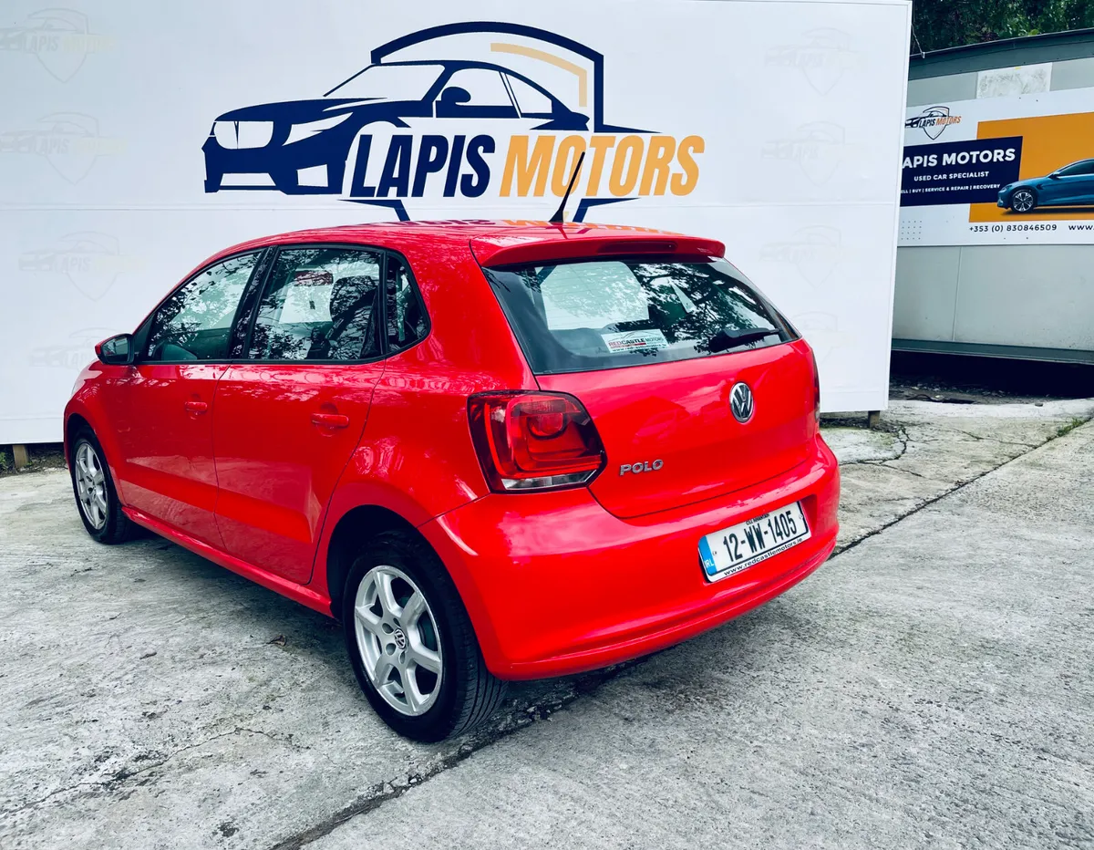 Volkswagen Polo Hatchback, Petrol, 2012, Red