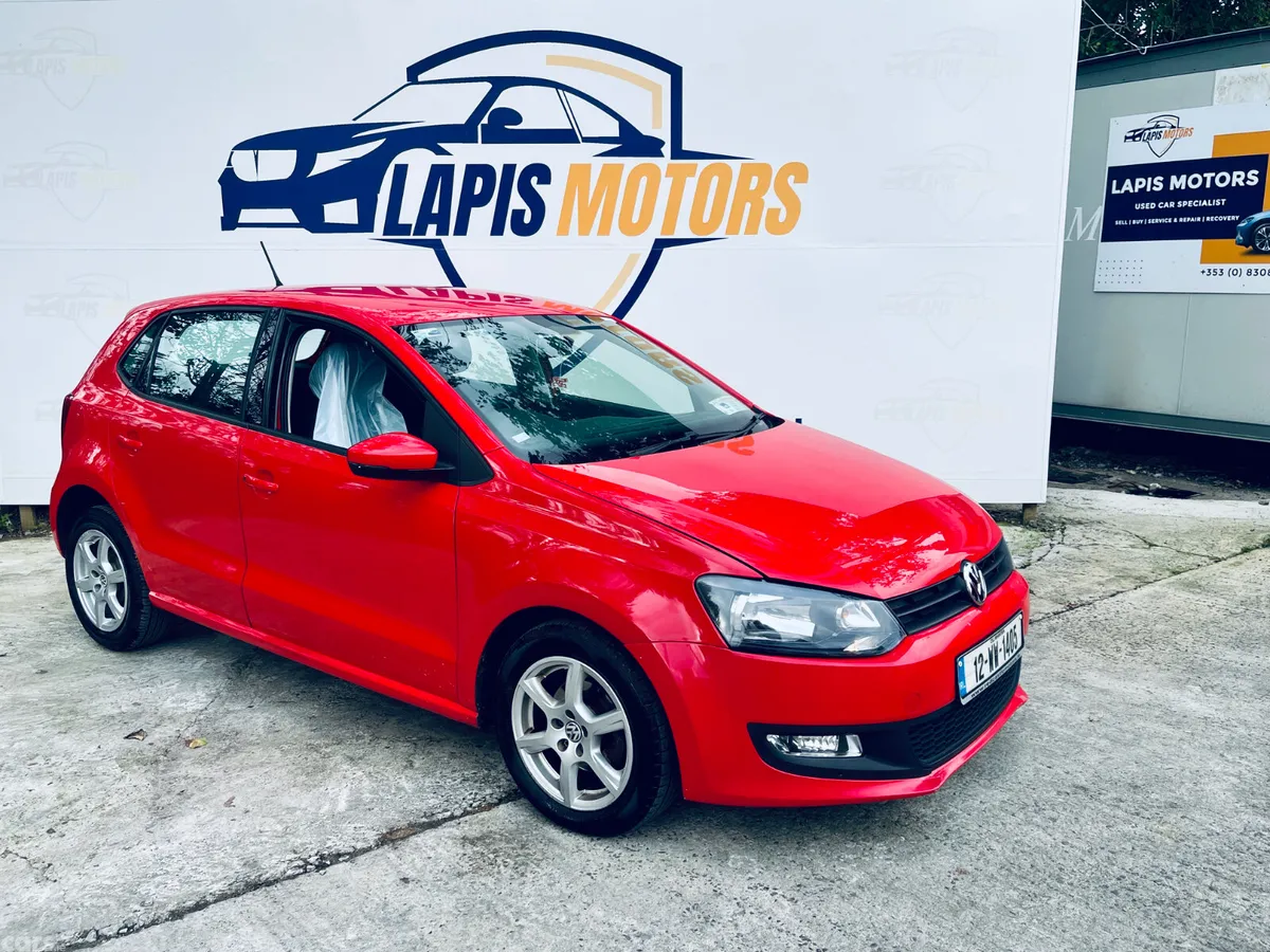 Volkswagen Polo Hatchback, Petrol, 2012, Red