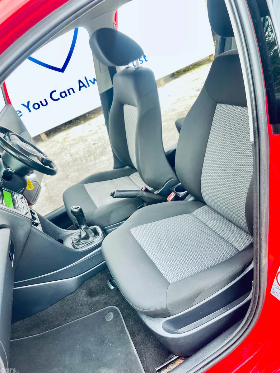 Volkswagen Polo Hatchback, Petrol, 2012, Red