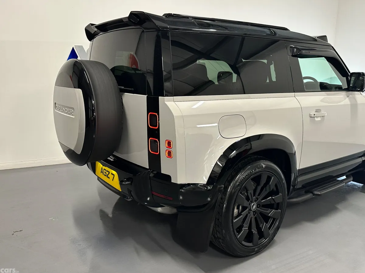 Land Rover Defender SUV, Diesel Hybrid, 2026, Grey