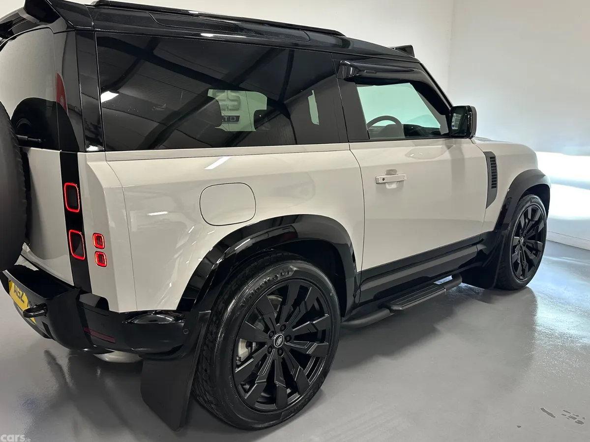 Land Rover Defender SUV, Diesel Hybrid, 2026, Grey