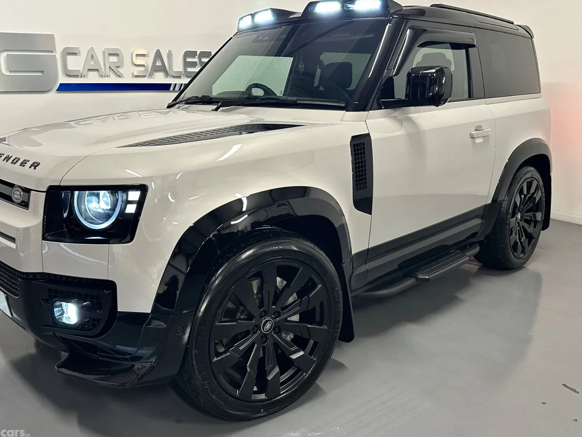 Land Rover Defender SUV, Diesel Hybrid, 2026, Grey
