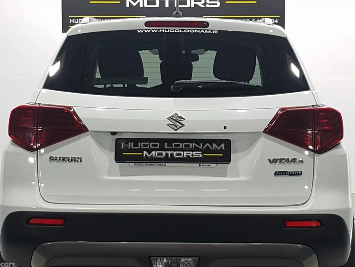 Suzuki Vitara SUV, Petrol Hybrid, 2024, White