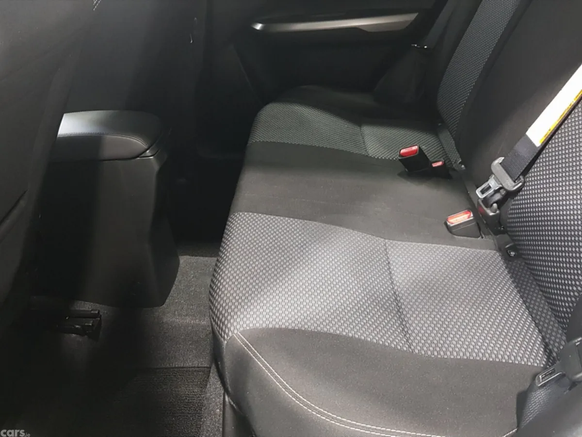 Suzuki Vitara SUV, Petrol Hybrid, 2024, White