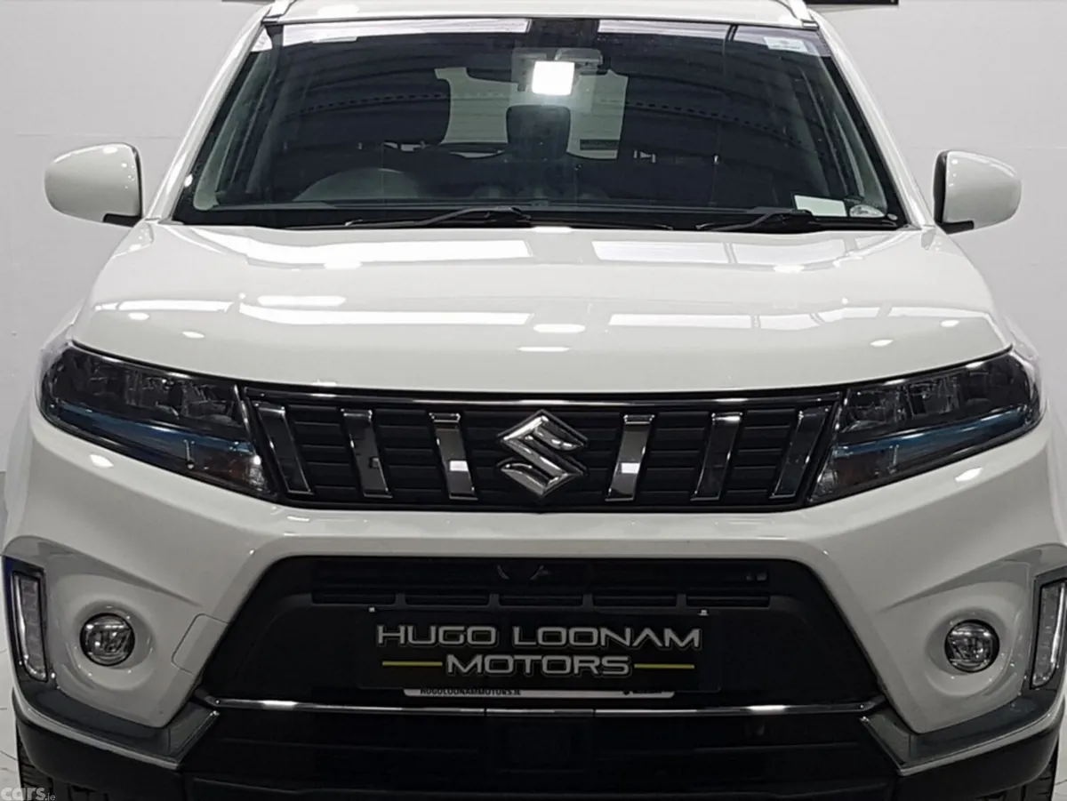 Suzuki Vitara SUV, Petrol Hybrid, 2024, White