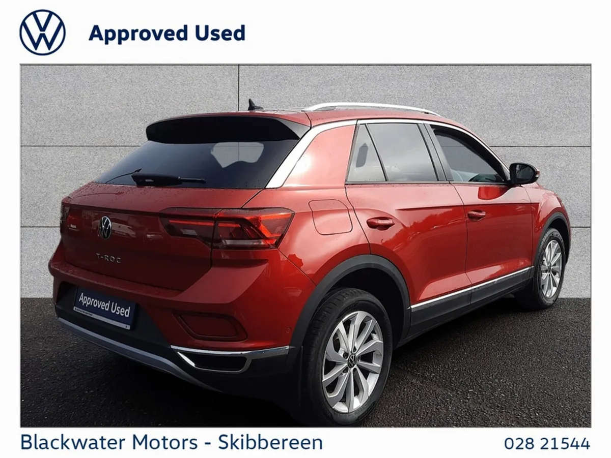 Volkswagen T-Roc SUV, Petrol, 2023, Red