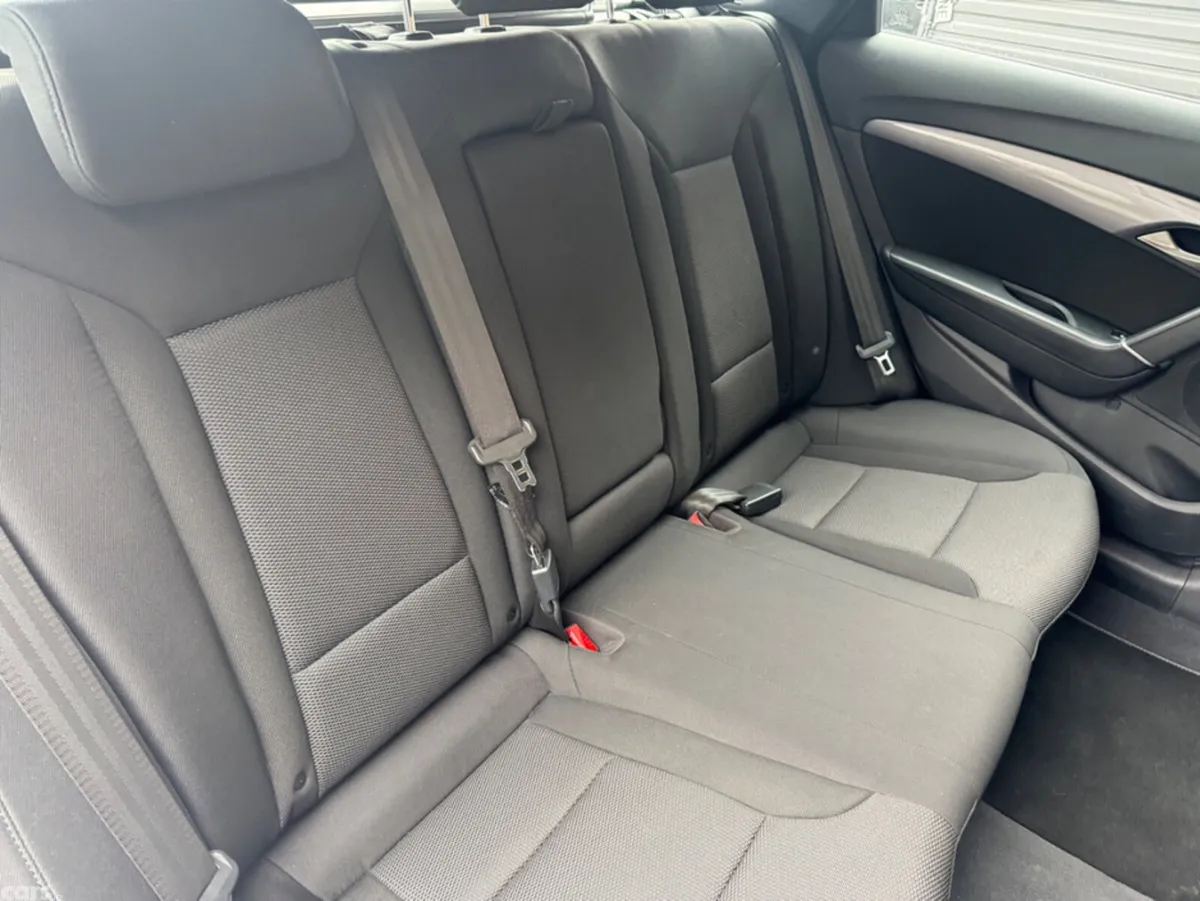 Hyundai i40 Estate, Diesel, 2016, White