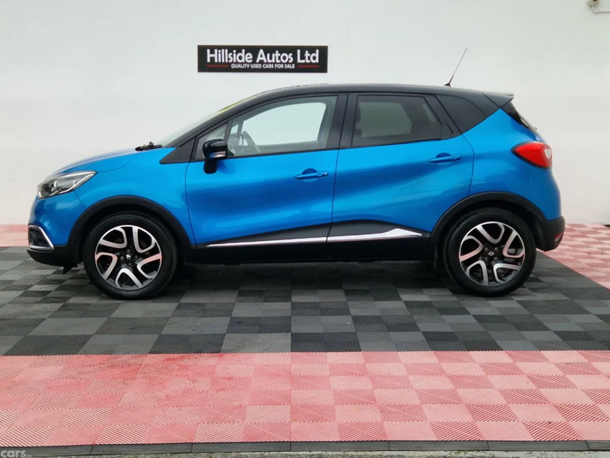 Renault Captur Hatchback, Petrol, 2015, Blue