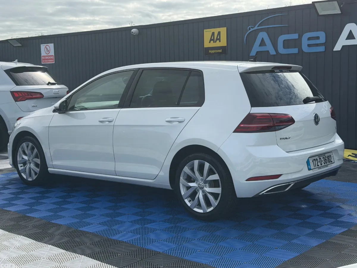 Volkswagen Golf Hatchback, Petrol, 2017, White