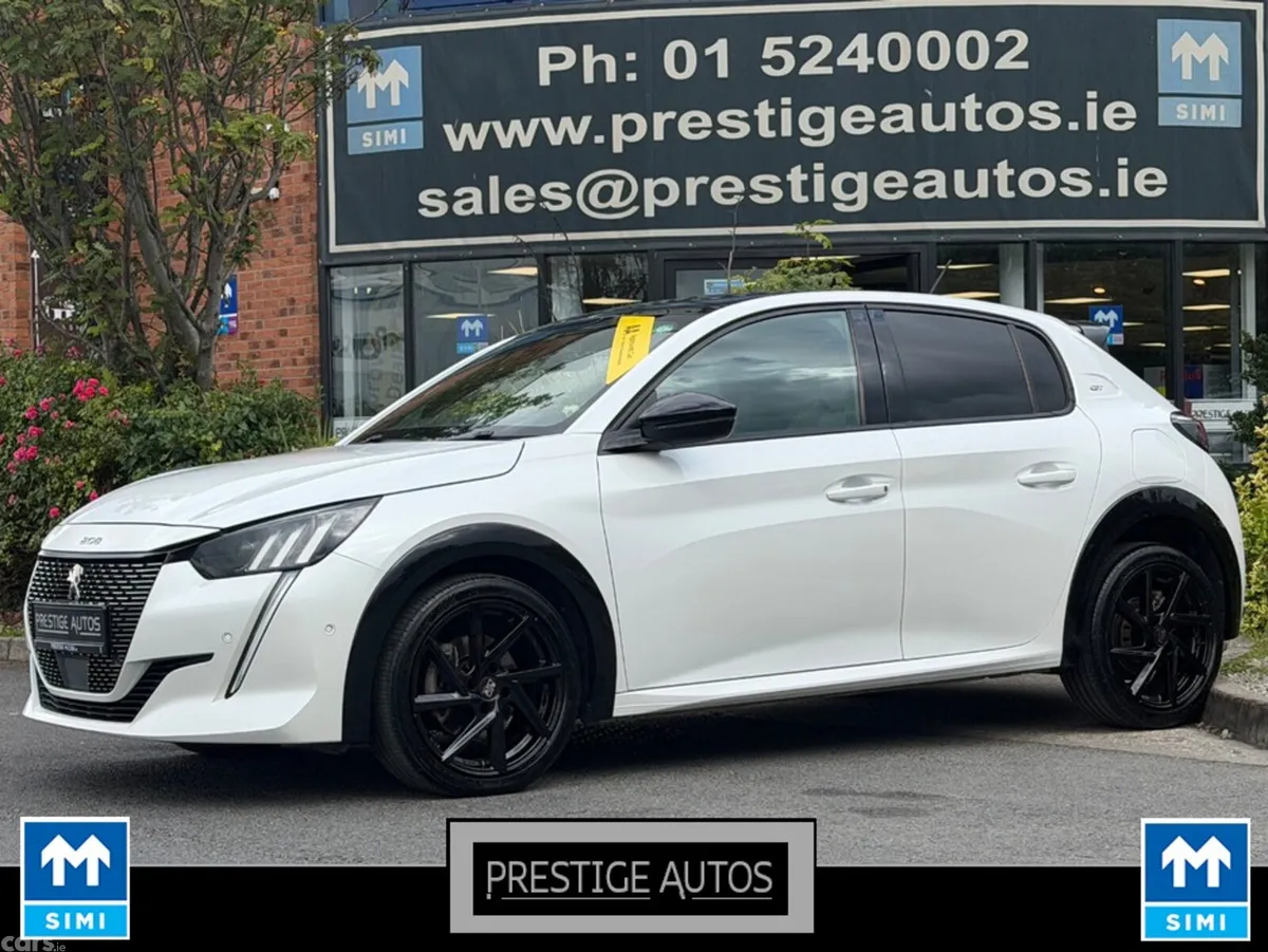 Peugeot 208 Hatchback, Petrol, 2021, White