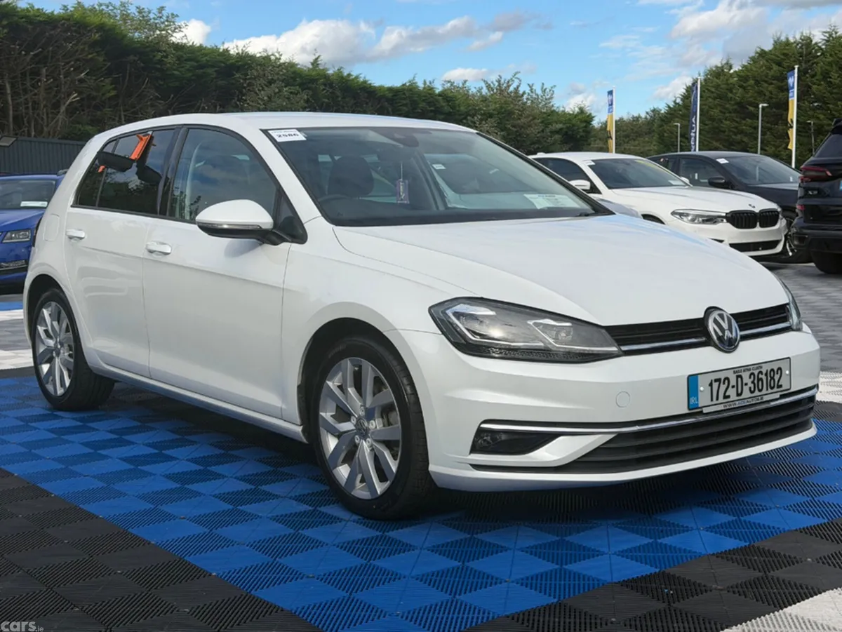 Volkswagen Golf Hatchback, Petrol, 2017, White