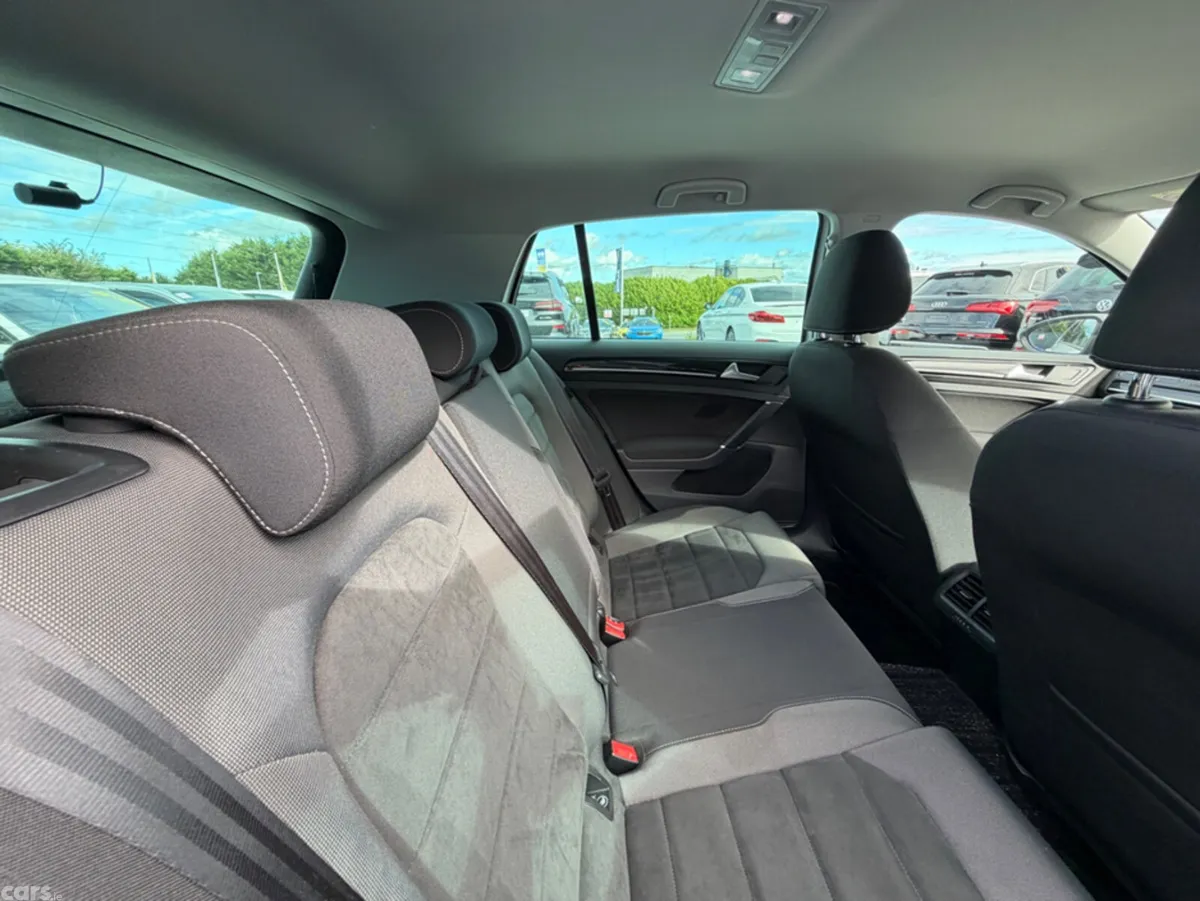 Volkswagen Golf Hatchback, Petrol, 2017, White